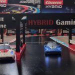 Boxengasse V2 easy2xtrude mit Reifenreinigungsfunktion kompatibel zu Carrera HYBRID, versch. Ausführungen