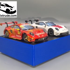Ladedock V2 für 2 Carrera HYBRID Fahrzeuge, inkl. 2 USB-Kabel, verschiedene Farben